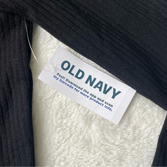 NWT Black Old Navy Bodysuit with Square Neckline - Picture 3 of 10